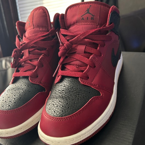Jordan 1s - Picture 1 of 6